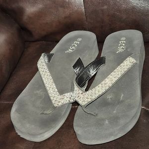 ECSA Platform Flip Flops size 10